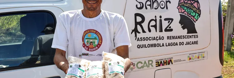 Agroindústria quilombola transforma a produção rural em Paratinga