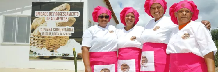 Cozinhas comunitárias geram renda e emancipação feminina 
