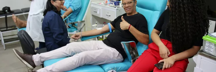 Com entrega de equipamentos e assinatura de convênios, Governo do Estado investe mais de R$ 16 milhões na saúde de Brumado