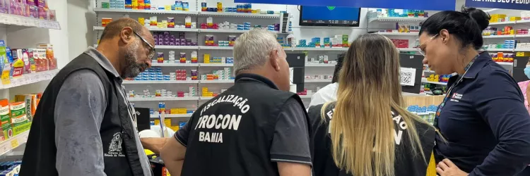 Procon-BA fiscaliza exigência de dados pessoais em troca de descontos nas farmácias