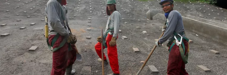 Conder licita contenção de encostas em Ilhéus e Itabuna