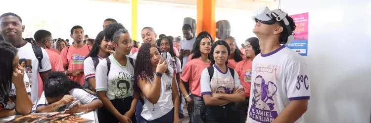 Etapa Salvador do Encontro Estudantil tem início com exposição de projetos no Parque de Exposições