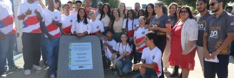 Governo da Bahia entrega obras em escolas e reforça Educação em Guanambi
