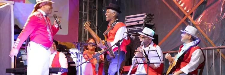 Funceb celebra temporada de sucesso em cinco cidades com o projeto “Batatinha – 100 Anos de Samba & Poesia”