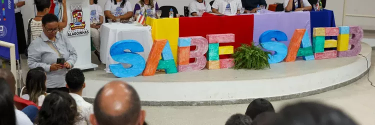 SEC reforça importância do SABE e SAEB durante mobilização da rede municipal de Alagoinhas