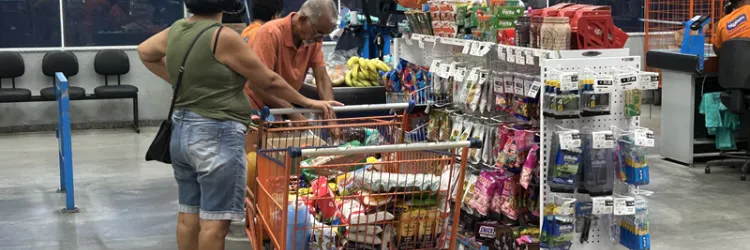 Em julho, vendas do varejo baiano cresceram 0,8%  As vendas do comércio varejista baiano cresceram 0,8% no mês d