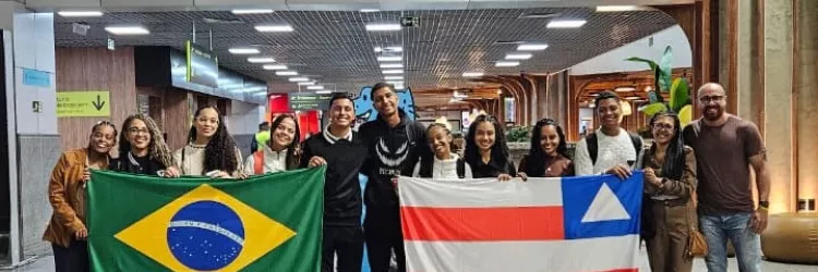 Educação que constrói pontes: jovens de Ponto Novo brilham em evento internacional