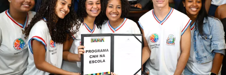 Estudantes baianos são aprovados nos exames da CNH gratuita