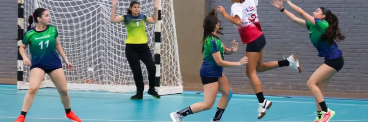 Bahia no Jogos da Juventude: Seleção baiana de handebol feminino disputa medalha de bronze nesta quinta-feira (25)