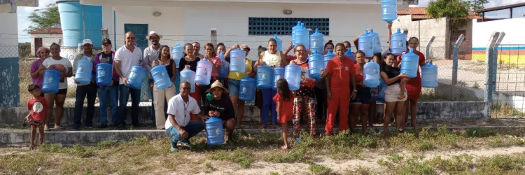 Programa Água Doce ultrapassa marca de 5 mil garrafões entregues a comunidades do semiárido