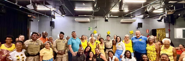 Grupo de Teatro da PMBA leva arte ao Cras de Itinga