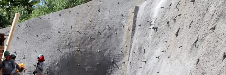 Contenção de encostas