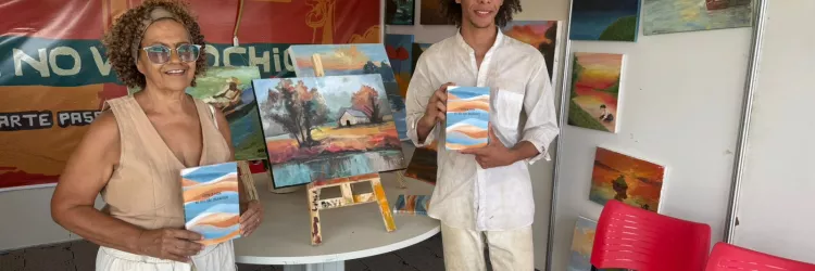 Estudantes da rede estadual lançam livros durante o Festival Juá Literária, em Juazeiro