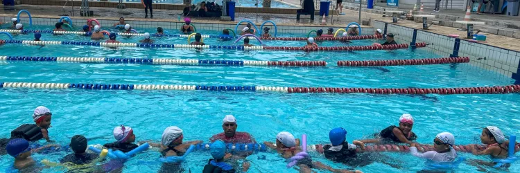 roupa de banho flutuante