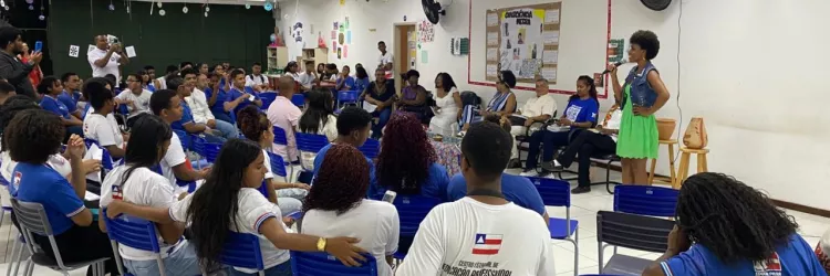 Novembro Negro: estudantes da rede estadual de Salvador discutem sobre letramento racial