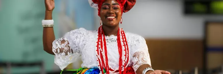 Participantes do Festival Nosso Futuro Brasil-França são recebidos com programação cultural, em Salvador