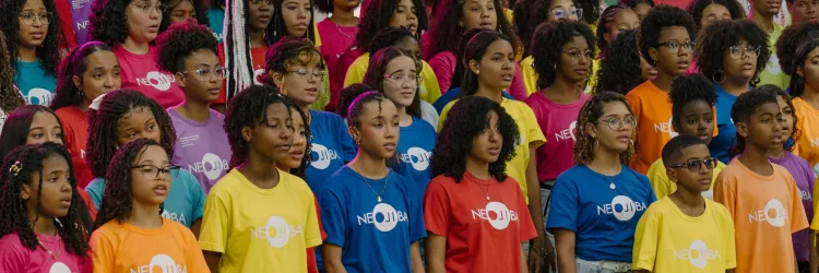 Coro Infantojuvenil do NEOJIBA realiza apresentação especial de Natal na Estação Rodoviária do Metrô