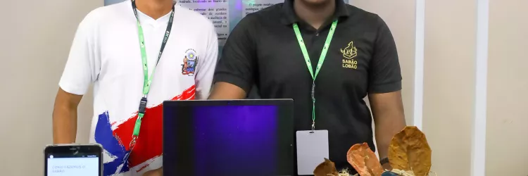 Estudantes do Subúrbio Ferroviário criam sabão sustentável de óleo vegetal