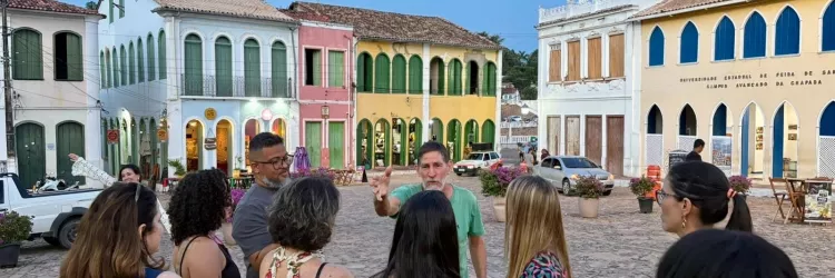 Jornalistas e influenciadores conhecem atrativos de Lençóis, além do ecoturismo