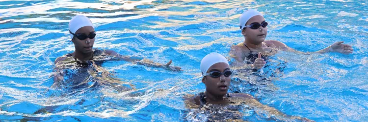 Atletas reveladas pelo projeto Natação em Rede disputam de Campeonato Brasileiro de Nado Artístico pela primeira vez