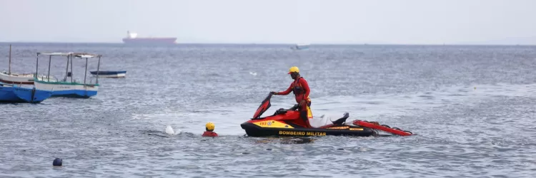 Corpo de Bombeiros Militar recebe novos equipamentos para auxiliar resgate aquático