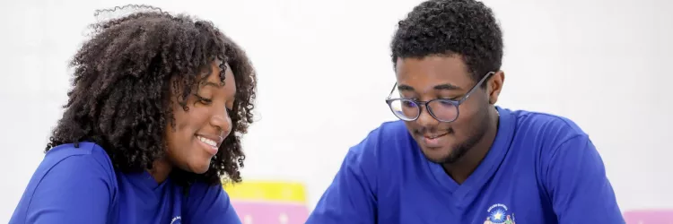 Tablets vão ampliar acesso à tecnologia educacional para estudantes do Ensino Médio da rede estadual em 2026