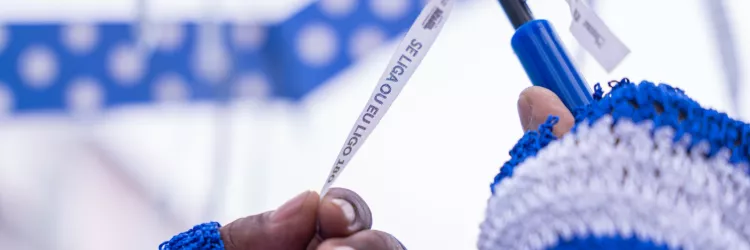 Campanha Laço Branco mobiliza Filhos de Gandhy no combate à violência contra a mulher