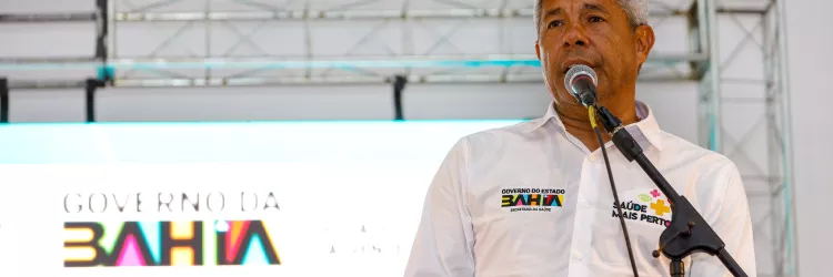 Governador Jerônimo inicia mais uma maratona pelo interior da Bahia, com agenda oficial em 11 municípios, de quinta (19) a domingo (22)  O governador Jerônimo Rodrigues vai iniciar, nesta quinta-feira (19), mais uma série de agendas oficiais pelo interior da Bahia, percorrendo 11 municípios, até o domingo (22). Os compromissos incluem anúncios, autorizações e inaugurações de obras e investimentos nas áreas de infraestrutura, saúde e educação. A iniciativa reforça a estratégia do Governo do Estado de descent