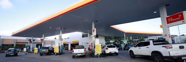 Governador Jerônimo Rodrigues anuncia medida para reduzir preço do diesel