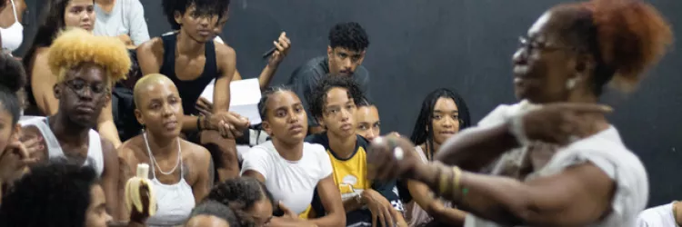 Funceb abre edital para concessão de 12 bolsas de formação em artes na Escola de Dança