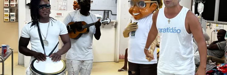 Tarde de música no serviço de hemodiálise do HGRS