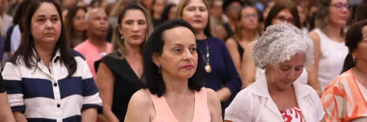 Formação reúne gestores para consolidar avanço da educação em tempo integral nas escolas estaduais