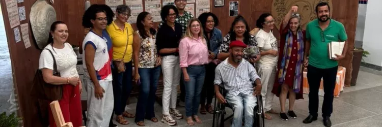 Feira literária incentiva leitura e protagonismo estudantil em Lauro de Freitas