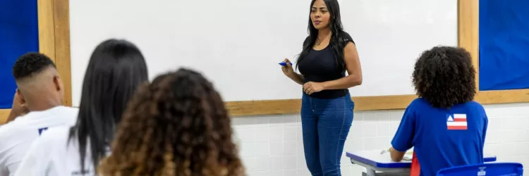 Estudantes da rede estadual baiana terão inscrição automática no ENEM a partir de nova portaria do MEC