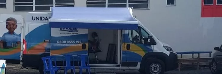 Unidade móvel da Embasa atende moradores do bairro de Tancredo Neves, em Salvador, e da localidade de Acupe, em Santo Amaro