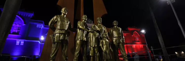 Bicentenário da PMBA é celebrado com homenagens, medalhas e monumento histórico em Salvador