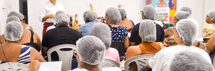 Bahia Pela Paz fortalece o comércio local com oficina voltada ao período junino para mais de 50 participantes