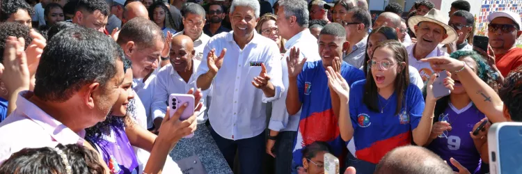 Inauguração de nova escola estadual amplia oferta de ensino em tempo integral para estudantes de Barra