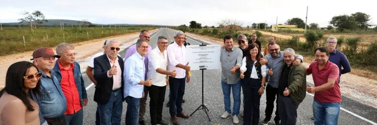 Em Vitória da Conquista, Jerônimo Rodrigues entrega e autoriza mais de R$ 600 milhões em investimentos para Sudoeste baiano