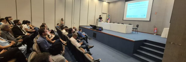 Encontro reúne pesquisadores e gestores públicos para fomentar transformação digital nos municípios