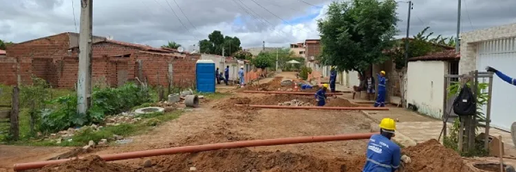 Implantação de esgotamento sanitário está em fase inicial em Caldas do Jorro