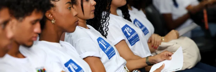 SineBahia oferece serviços e orientação profissional para estudantes em Salvador
