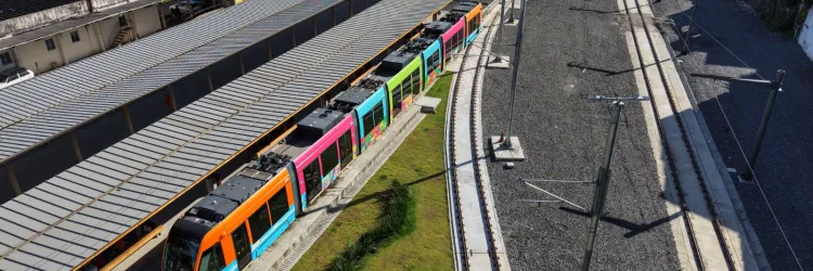 VLT inicia operação entre as Estações São Joaquim e Calçada