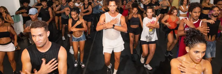Seleção de professores da Escola de Dança
