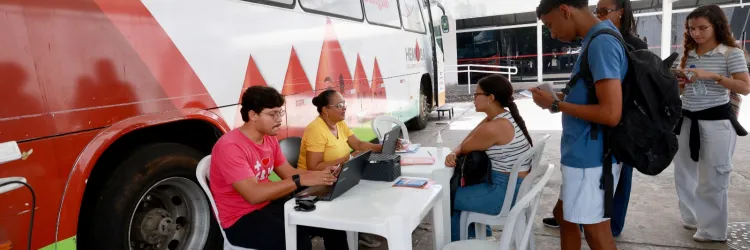 Hemoba amplia pontos de doação de sangue com unidade móvel em outubro