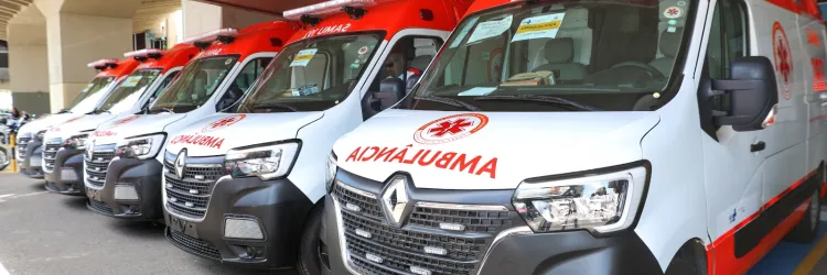 Dez novas ambulâncias para reforçar serviço do SAMU