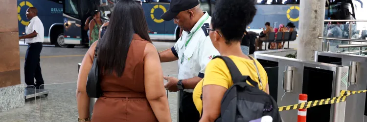 Operação Vai e Vota garante direito ao transporte e registra mais de 46 mil passagens emitidas na Bahia