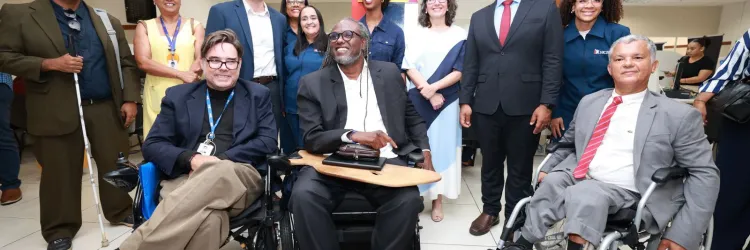 Comitiva do Ministério dos Direitos Humanos visita Central de Atendimento à Pessoa com Deficiência na Bahia