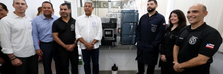 Governo entrega viaturas e equipamentos de perícia para a Polícia Técnica da Bahia