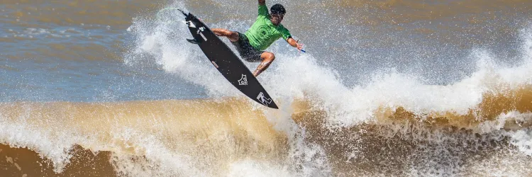 Nordestino e Baiano de Surf